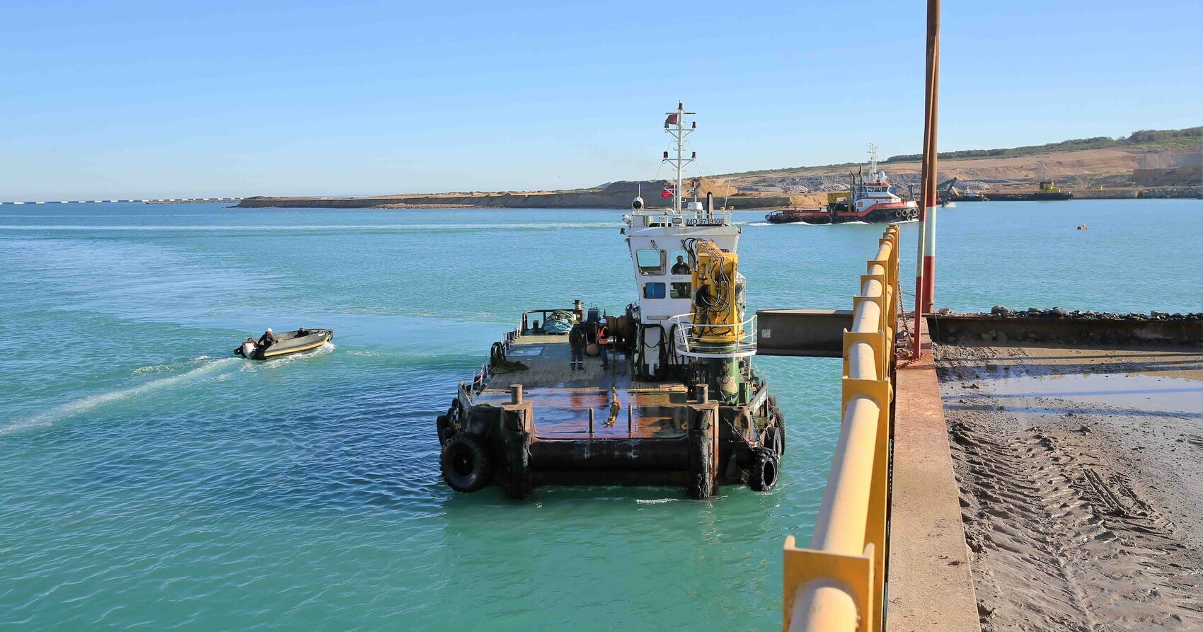 ميناء الداخلة الأطلسي.. ورش استراتيجي لترسيخ البعد الإفريقي للمملكة المغربية