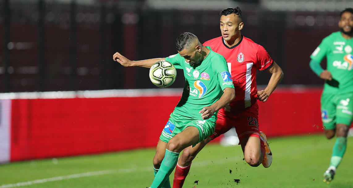 فريق الرجاء الرياضي يتعادل مع ضيفه الفتح الرباطي