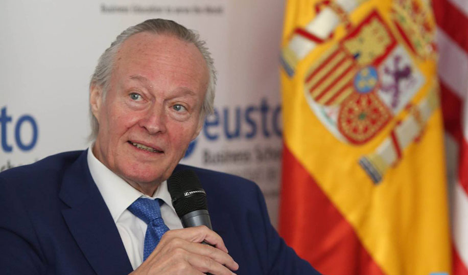  وزير خارجية إسبانيا الأسبق خوسي بيكيه: استقبال زعيم البوليساريو "خطأ يتعين تصحيحه في أسرع وقت" 