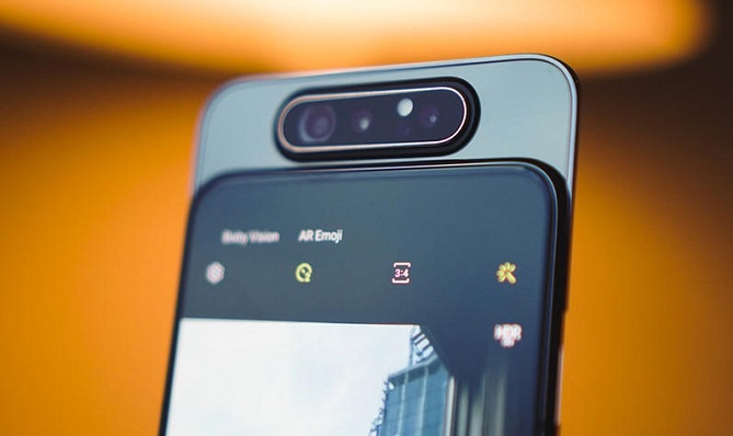 خلل "أمني" يؤثر على هواتف Samsung