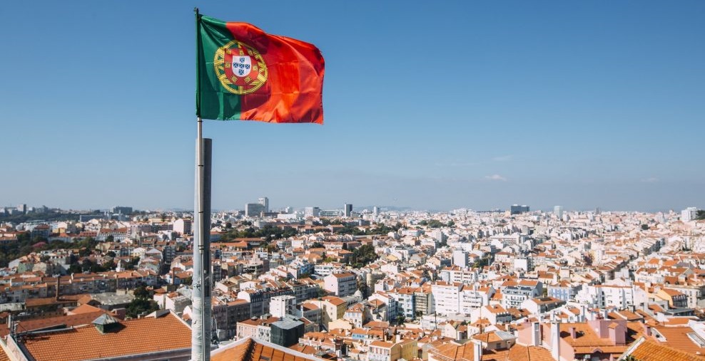 البرتغال تقرر فتح أبوابها في وجه السياح من غالبية الدول الأوروبية