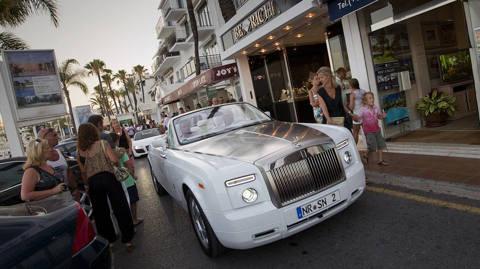 خوفا من مفاجأة في ذروة الموسم السياحي.. إقليم الكناري يطالب الحكومة الإسبانية بإيجاد حل لأزمتها مع المغرب