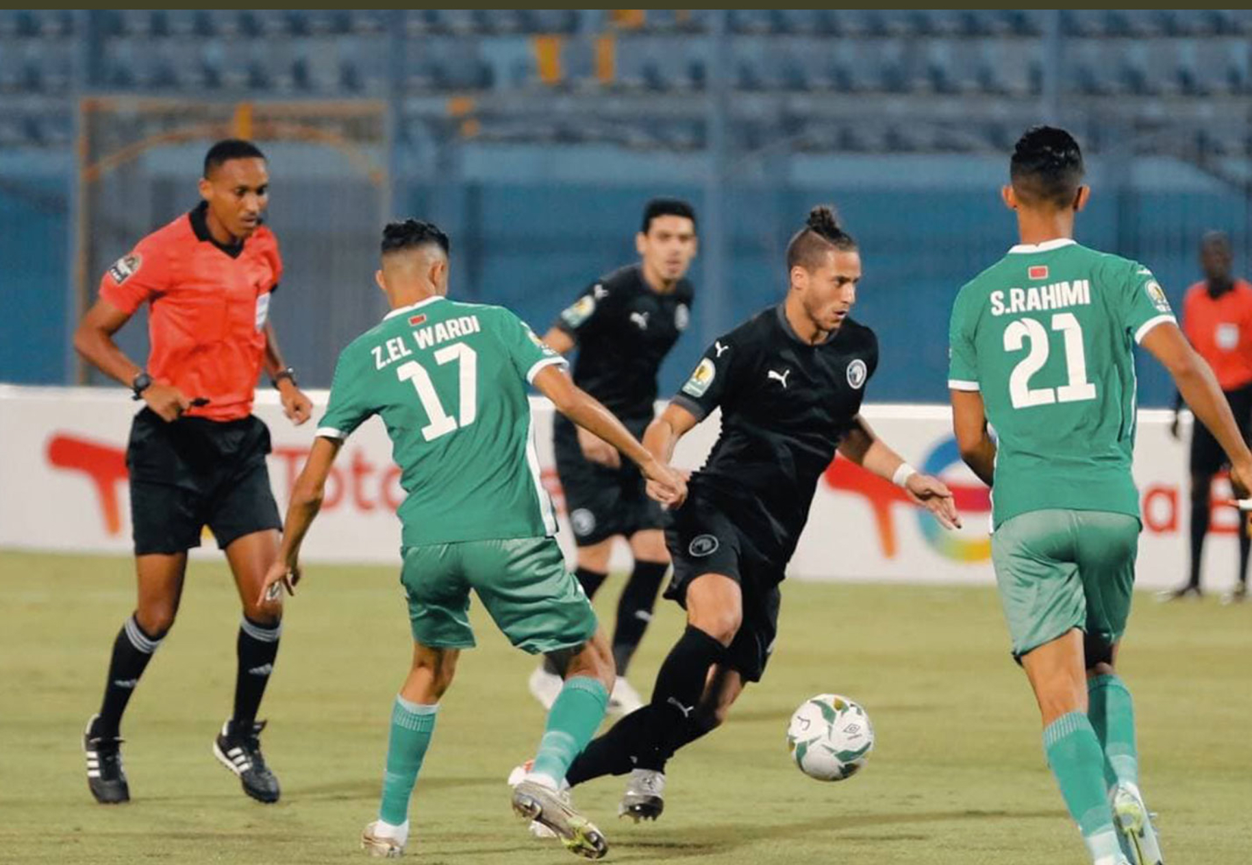 ذهاب نصف نهائي كأس الكونفدرالية.. الرجاء يعود بتعادل ثمين من القاهرة أمام "بيراميدز"