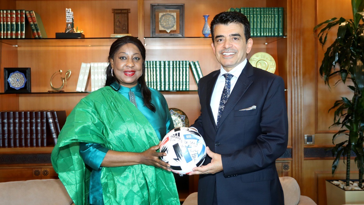 جولة سامورا في المغرب تمر عبر مقر"الإسيسكو" في إطار اتفاقية تعاون مع الـFIFA في مجالي السلام والثقافة