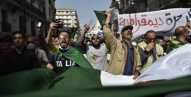  برلمانيون إيطاليون ينددون بانتهاكات حقوق الإنسان في الجزائر 