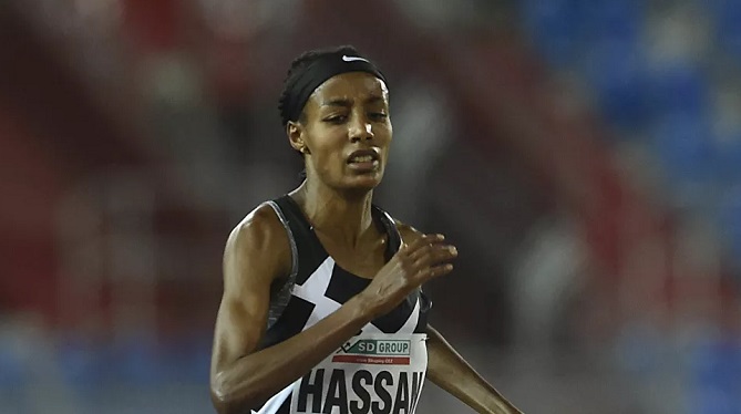 الهولندية سيفان حسن تحطم الرقم القياسي العالمي لسباق 10 آلاف متر