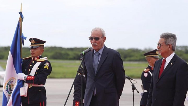  عاجل: زعيم البوليساريو يغادر مستشفى لوغرونيو نحو المطار.. والوجهة الجزائر 