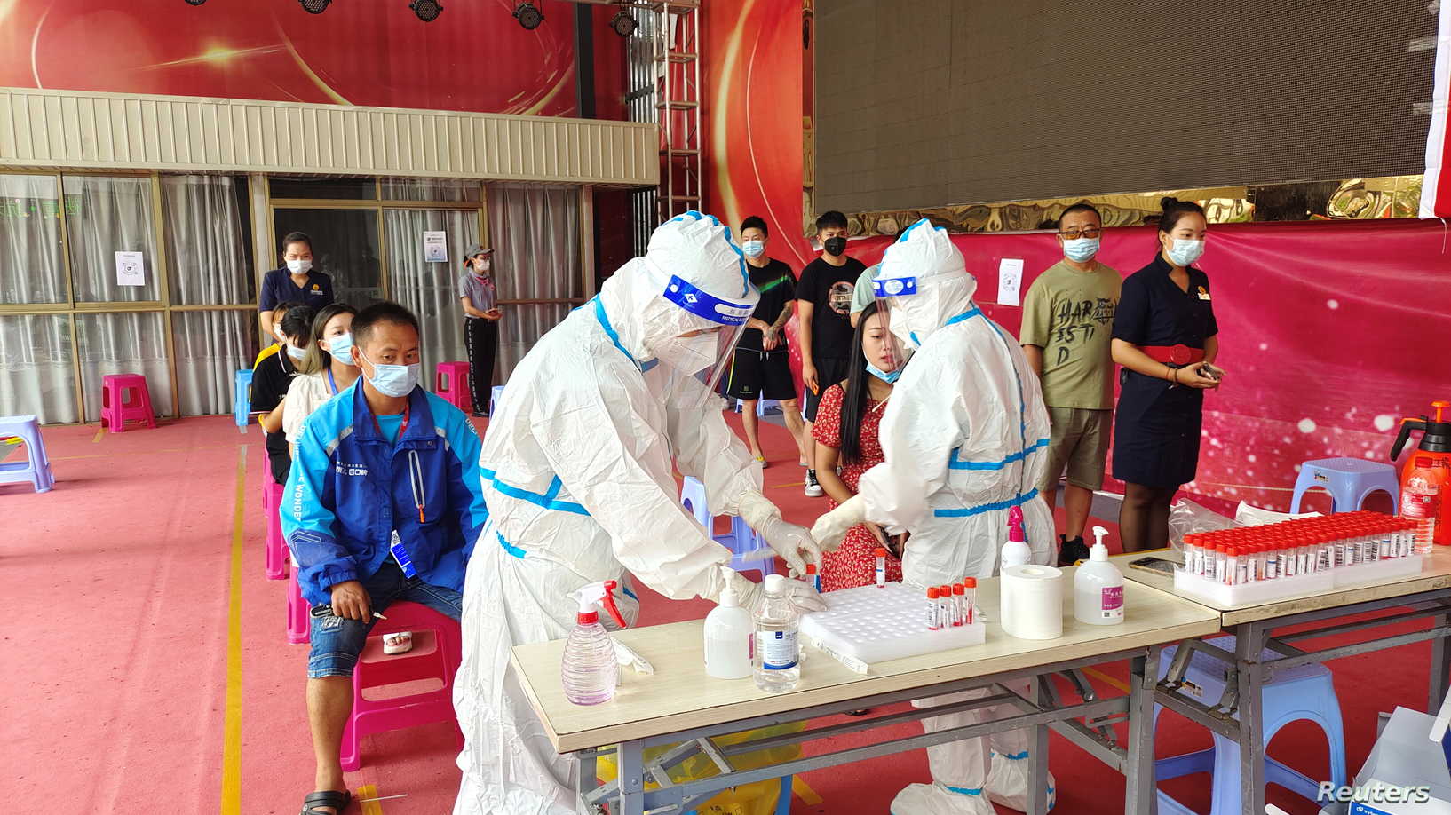  الصين تعلن عن بؤرة إصابات جديدة بكورونا 