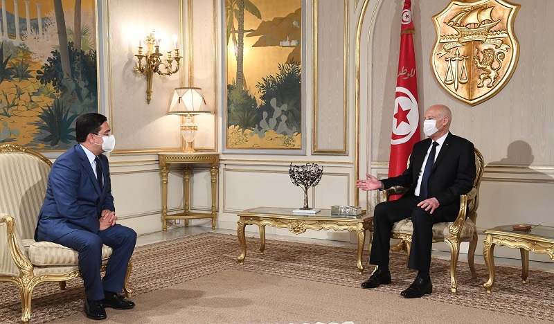 بعد رسالة الملك لقيس سعيد.. العدالة والتنمية يعبر عن "انشغاله" بتولي الرئيس التونسي السلطة التنفيذية