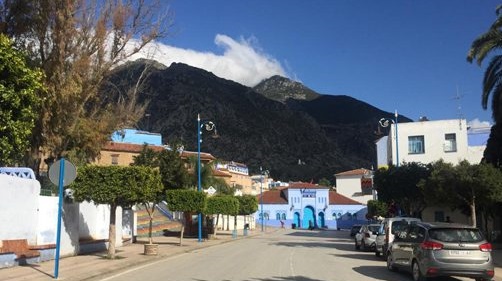  الدكتورة الزهرة بلفقيه تتبرع بمعدات طبية لمستشفى عمومي بشفشاون 