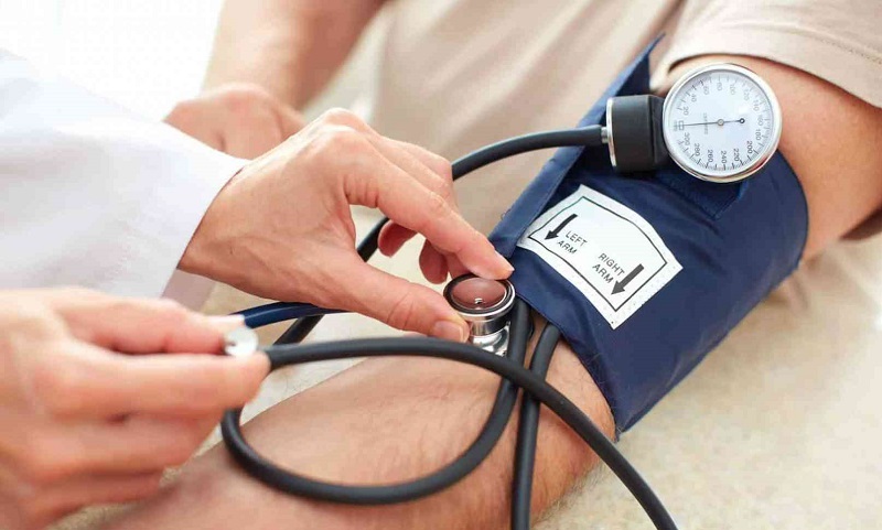  دراسة: نحو 720 مليون شخص من المصابين بارتفاع ضغط الدم في العالم لا يتلقون علاجا 