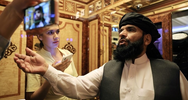  متحدث باسم طالبان: نأمل في أن تساهم الصين بشكل أكبر في إعادة إعمار أفغانستان 