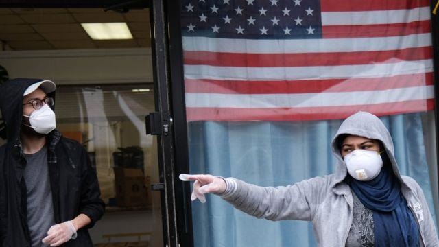  وفيات كورونا في أمريكا تتجاوز 900 ألف حالة 