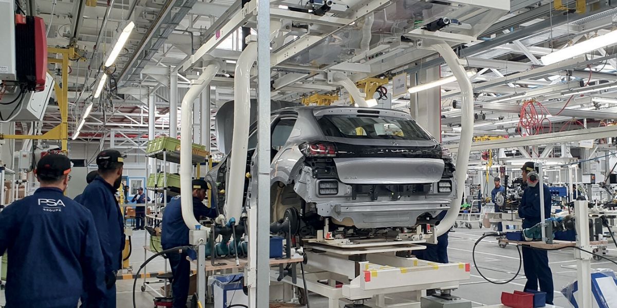  اتفاق مع Stellantis لصناعة السيارات برفع مشترياتها من الأجزاء المصنعة بالمغرب إلى 3 مليار دولار 