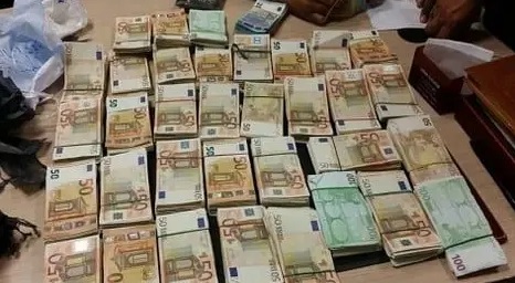  إحباط محاولة تهريب أزيد من 106 ألف أورو بميناء طنجة المتوسط 