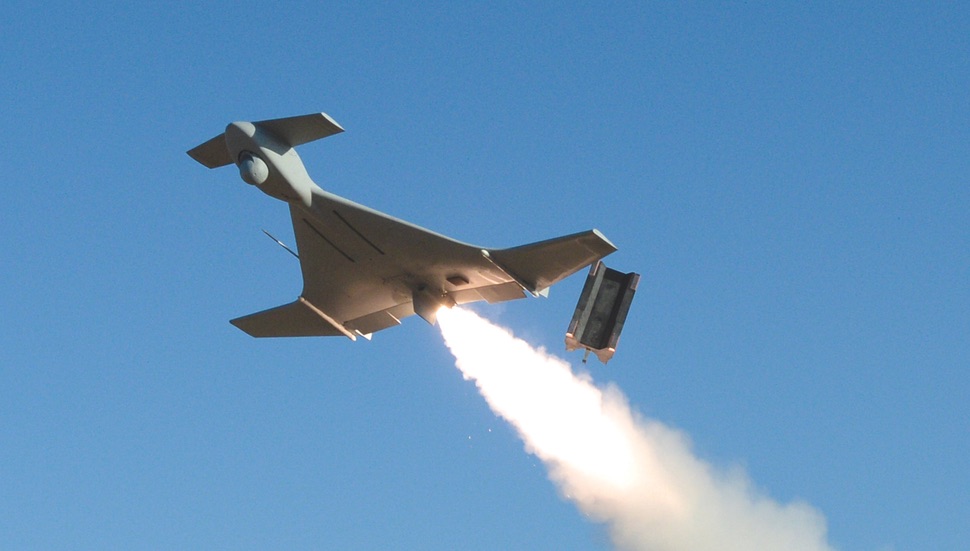  أفريكا إنتيليجينس: المغرب يخطط لإنشاء صناعة طائرات "الدرون الانتحارية" باستغلال تقاربه مع إسرائيل 