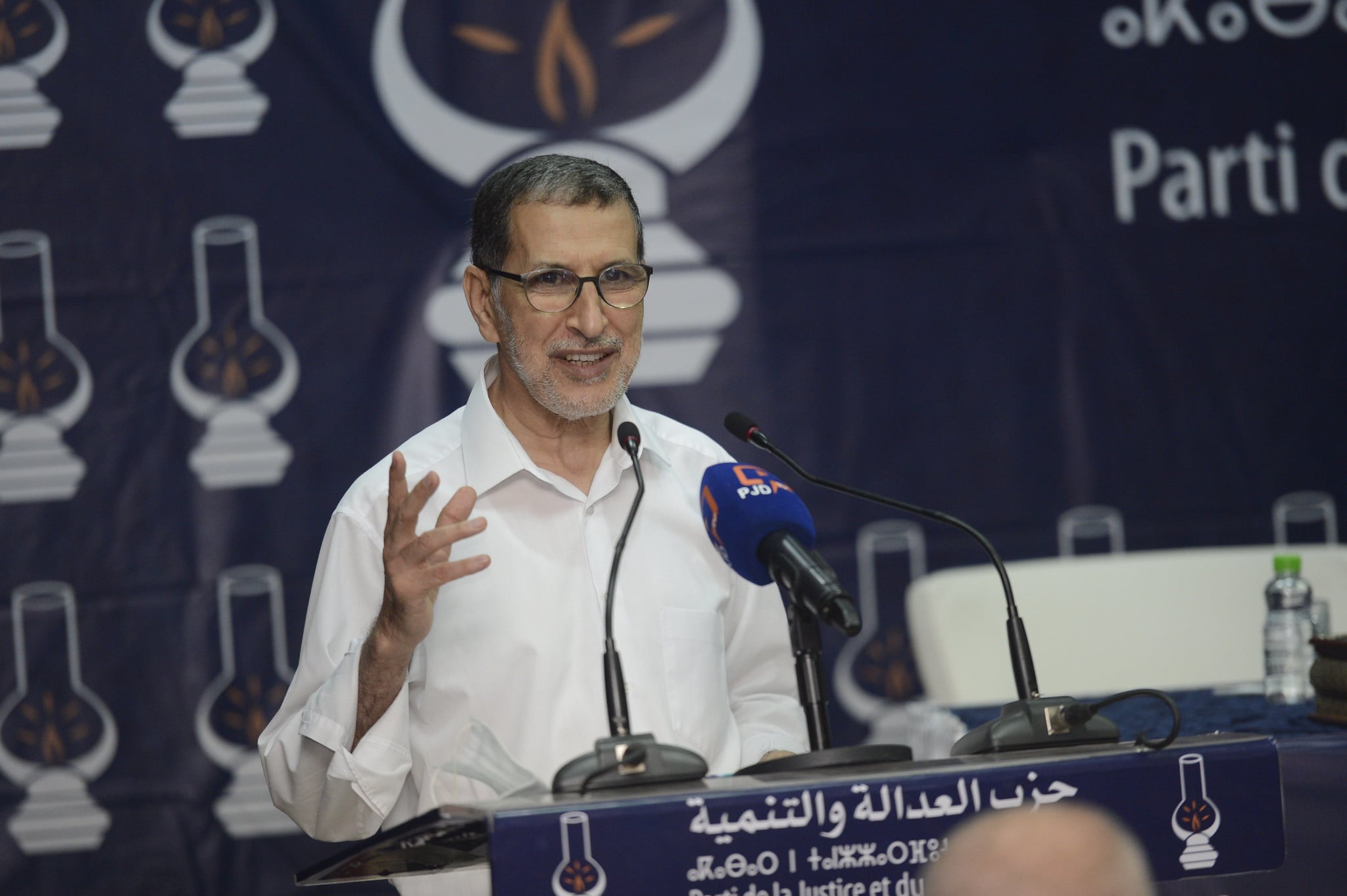  العثماني يرفض الاعتراف بـ"التصويت العقابي" في مجلس وطني استثنائي للـ PJD فتح الباب أمام عودة ابن كيران 