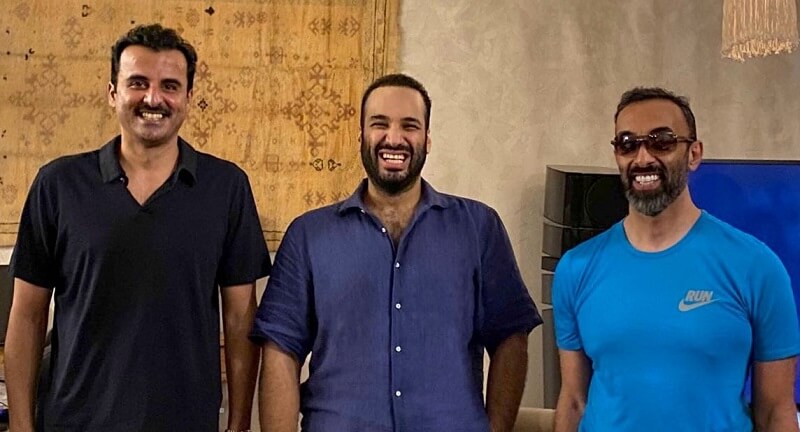 أمير قطر وولي عهد السعودية ومستشار الأمن الوطني الإماراتي يجتمعون في "عطلة صيفية"