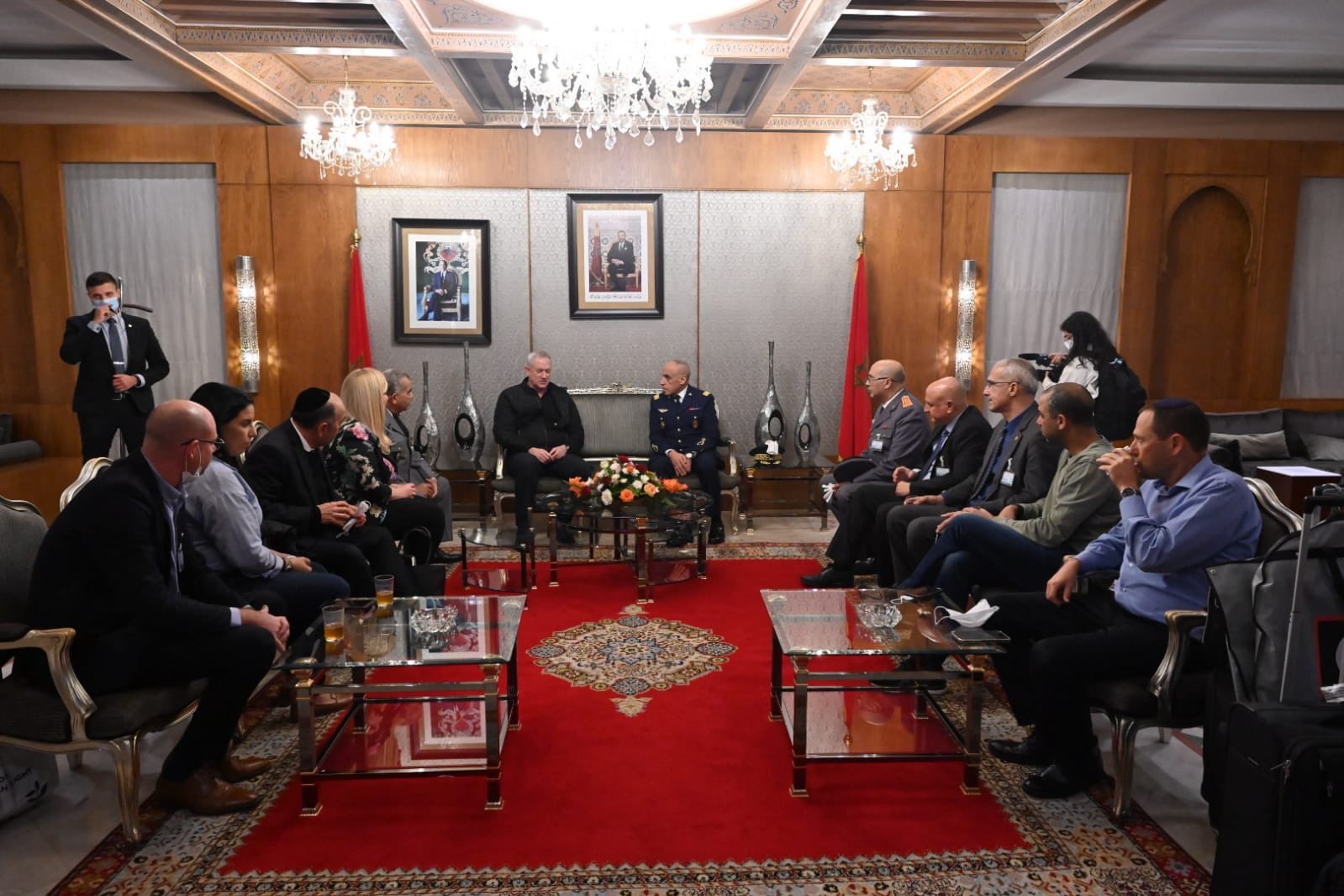  وزير الدفاع الإسرائيلي يُغادر المغرب ويَعتبر زيارته "تاريخية" لتطوير التعاون الاستخباراتي والتصنيع العسكري بين البلدين 