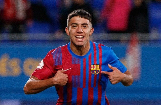 وكيله للصحيفة: فخور بأصوله المغربية.. ويريد أن يكون "إلياس أخوماش" وليس ميسي الجديد!