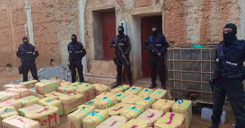  إحباط محاولة تهريب ثلاثة أطنان المخدرات بكلميم وتوقيف خمسة أشخاص 