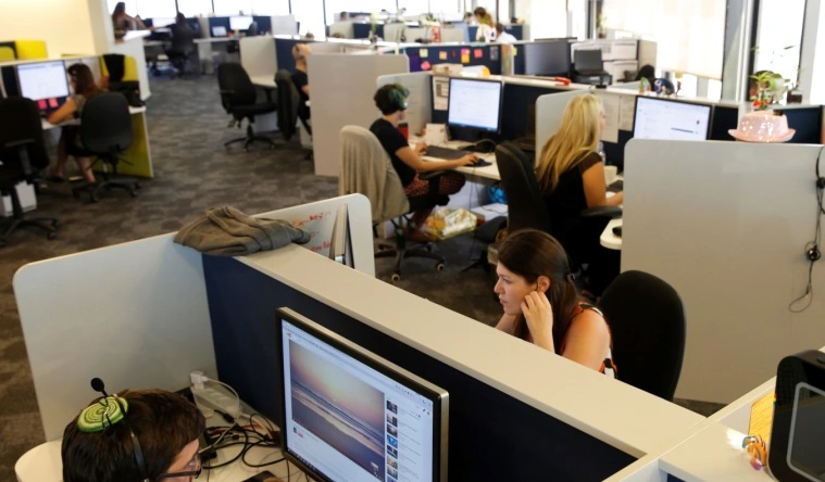  إسرائيل تسمح لفلسطينيين بالعمل في قطاع التكنولوجيا لديها 