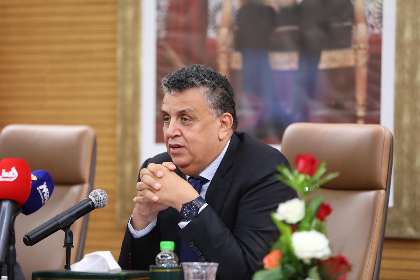 قال إن أغلب المحامين يدفعون 10 آلاف درهم فقط كضريبة.. وهبي يتعهد بتفعيل الإفراج المقيد وإنشاء وكالة مستقلة لتنفيذ الأحكام