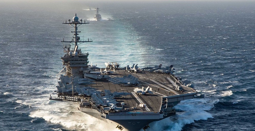 بعد تأمين فرقاطة مغربية لحاملة طائرات أمريكية بمضيق جبل طارق.. تقرير إسباني: واشنطن لا تثق بنا والرباط كسبت المباراة!