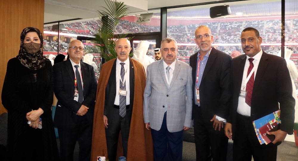 قبل نشره خريطة المغرب مبتورة.. حفيظ دراجي وخديجة بن قنة يلتقيان سفير الجزائر في قطر