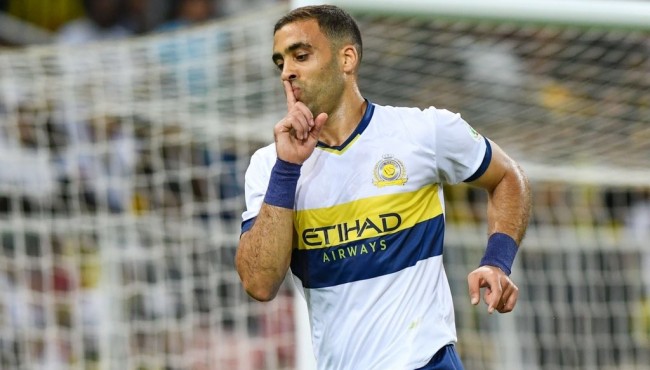 "أهلا بالنمر الجديد".. الاتحاد السعودي يعلن تعاقده مع المغربي عبد الرزاق حمد الله