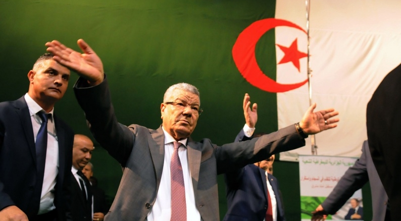  جون أفريك: السياسي الجزائري عمار سعداني يُقيم "في هدوء" بالمغرب تحت حماية أمنية 