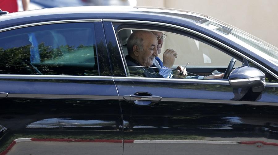 بعد دعوة الملك محمد السادس لإعادة العلاقات بين المغرب والجزائر.. تبّون يبث لقاء صحفيا مساء اليوم