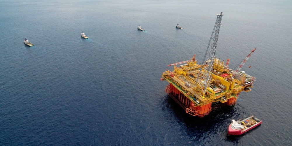  منصة "ستينا دون" للتنقيب عن الغاز تُغادر الساحل المغربي.. وشركة "شاريوت" تُعلن عن المرحلة الثانية 