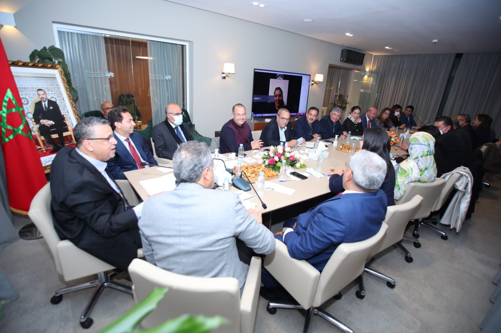  الـPAM يُصفق لنفسه وينتقد شركاءه الحكوميين.. اعتبر سحب وهبي لمواد الإثراء غير المشروع "شجاعة" وانتقد إغلاق الأجواء 