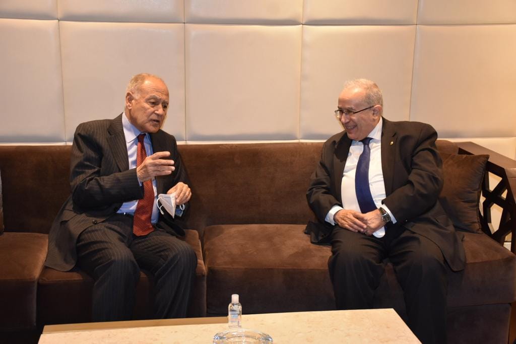  رسميا.. تأجيل القمة العربية التي كان يُفترض أن تعقد في الجزائر إلى "وقت لاحق" 