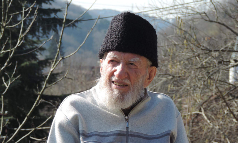 وفاة المفكر السوري جودت سعيد