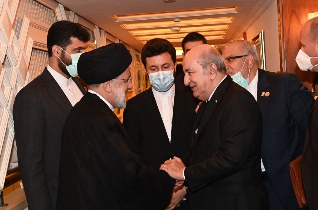  بعد اجتماعه بالرئيس الإيراني.. تبون "يقتبس" من خطابٍ للملك محمد السادس لكسب تعاطف دول الخليج 