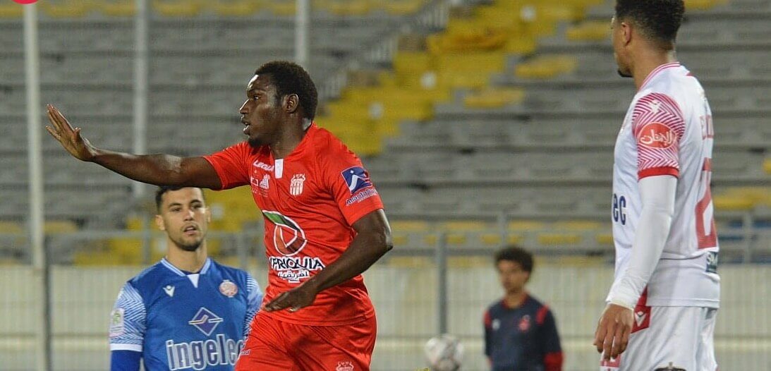  الوداد الرياضي ينهزم بميدانه أمام حسنية أكادير 