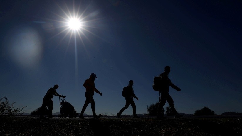 الخارجية المغربية ترسل 20 موظفا ديبلوماسيا سينتشرون على المنافذ الحدودية مع أوكرانيا للمساعدة على إجلاء المغاربة