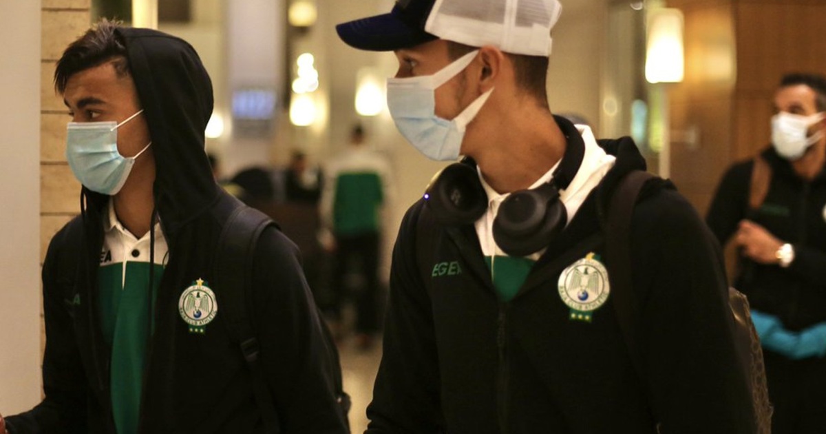  تأهبا لمواجهة وفاق سطيف.. بعثة الرجاء تسافر إلى الجزائر عبر مطار تونس قرطاج 