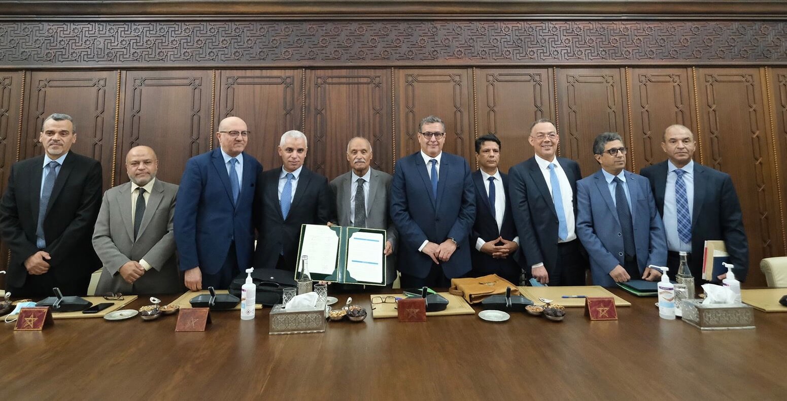  توقيع اتفاق بين الحكومة وجميع النقابات الممثلة في قطاع الصحة 