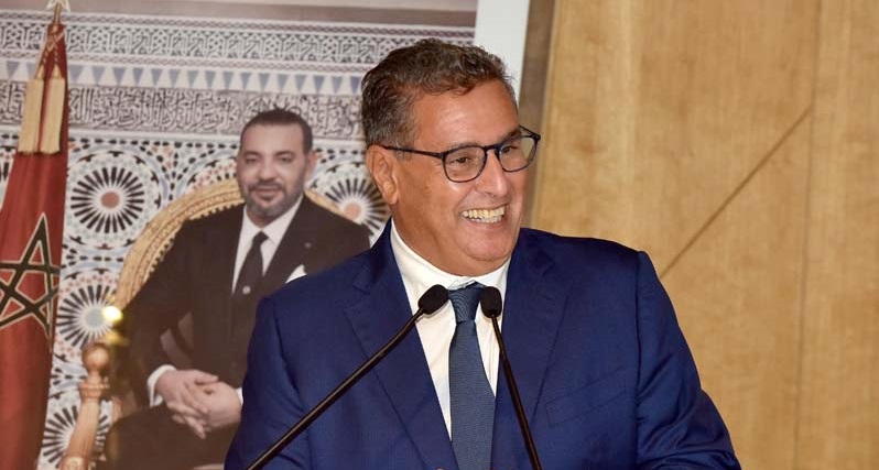 أخنوش يُعرب عن اعتزازه بعناية الملك بالعالم القروي والفلاحين