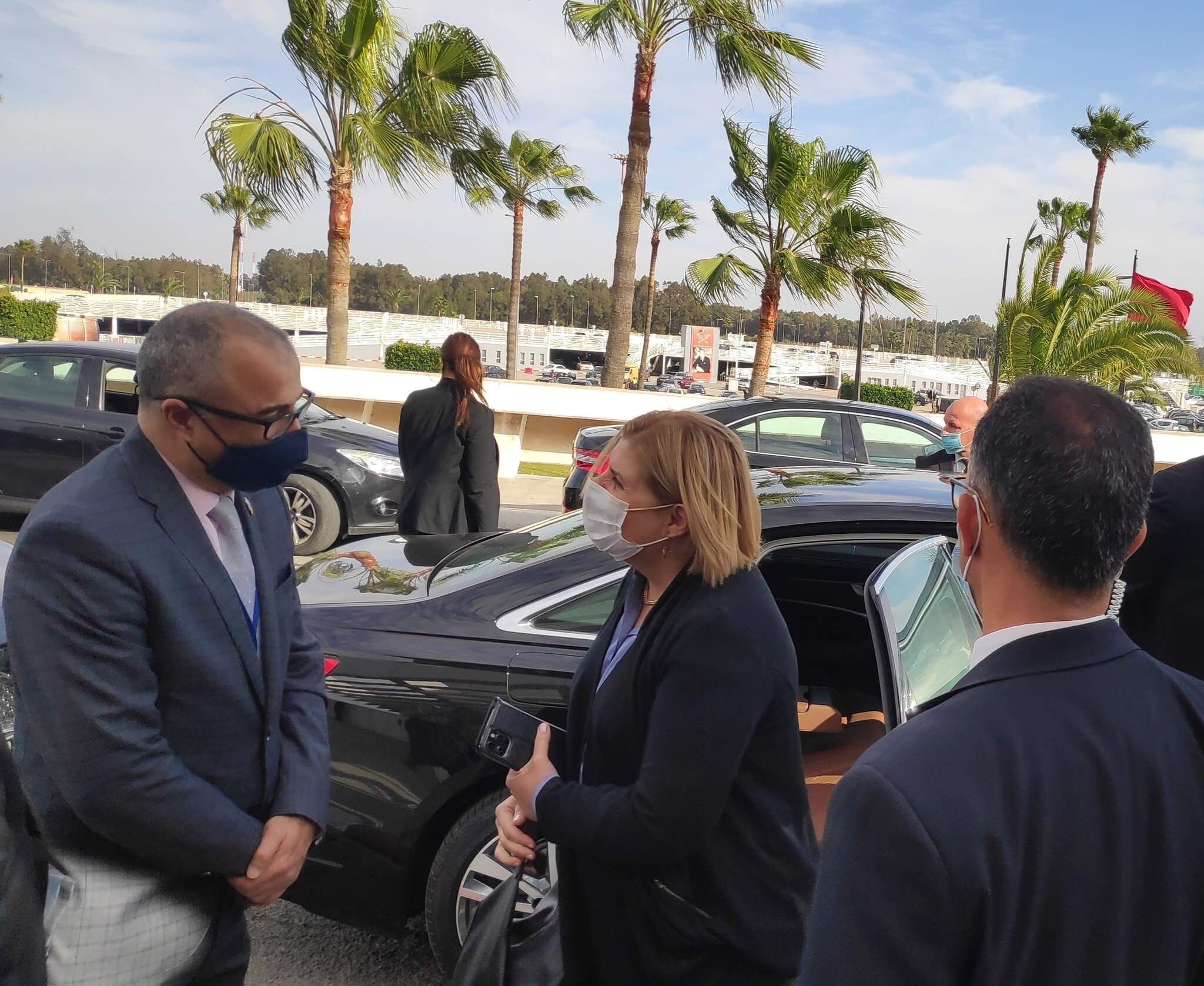  بعد توقيع اتفاق تعاون أمني بين الرباط وتل أبيب.. وزيرة الاقتصاد الإسرائيلية بدأت زيارتها إلى المغرب لتوقيع اتفاقيات تعاون اقتصادي وتجاري 