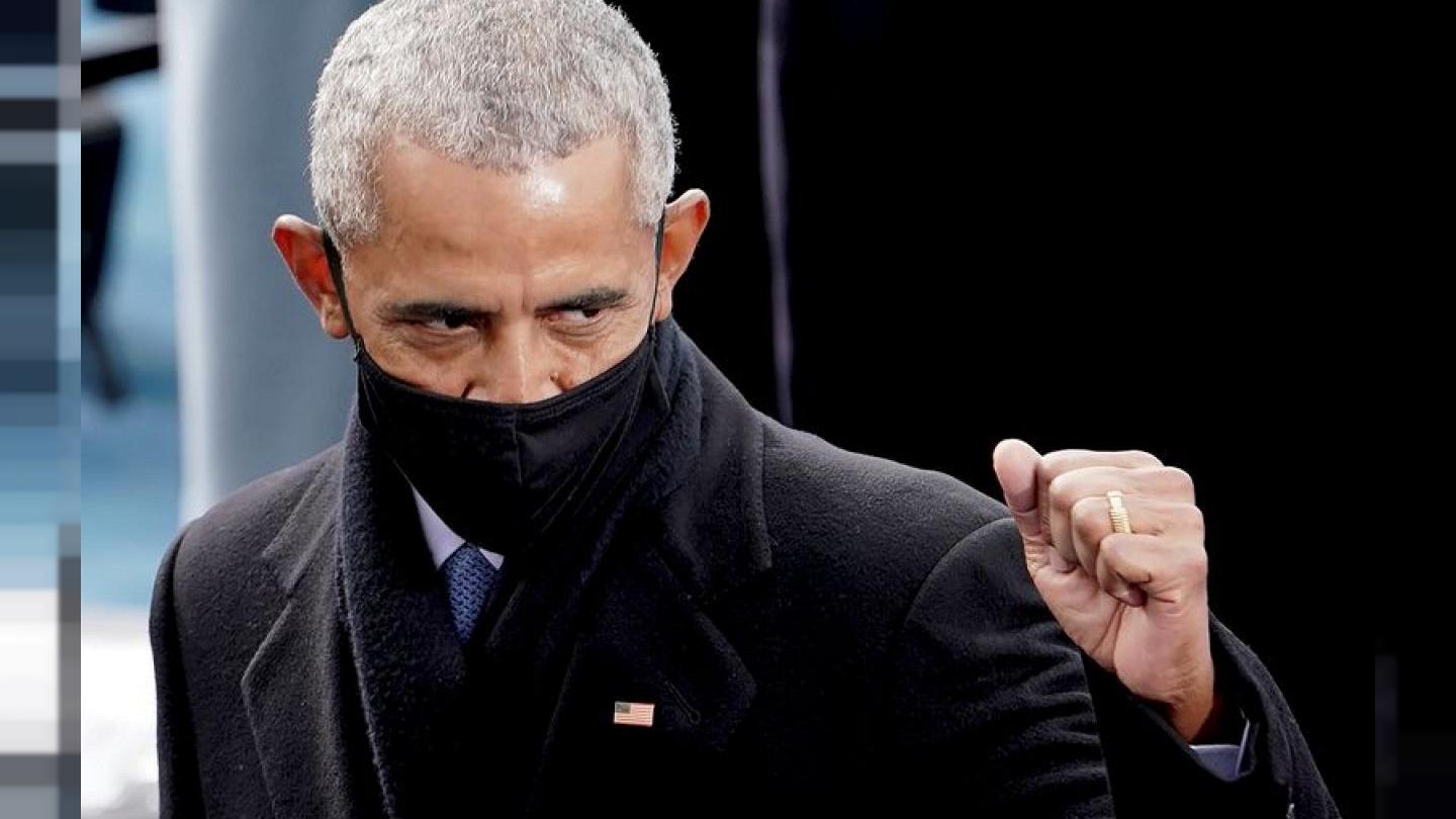  الرئيس الأمريكي الأسبق باراك أوباما يعلن إصابته بكوفيد-19 