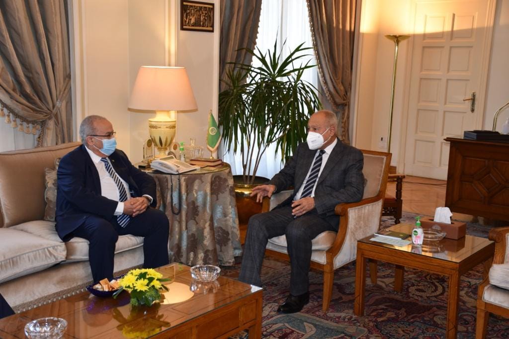  على خلاف ما ترغبه الجزائر.. أبو الغيط يؤكد عدم وجود توافق لعودة مقعد سوريا في الجامعة العربية 