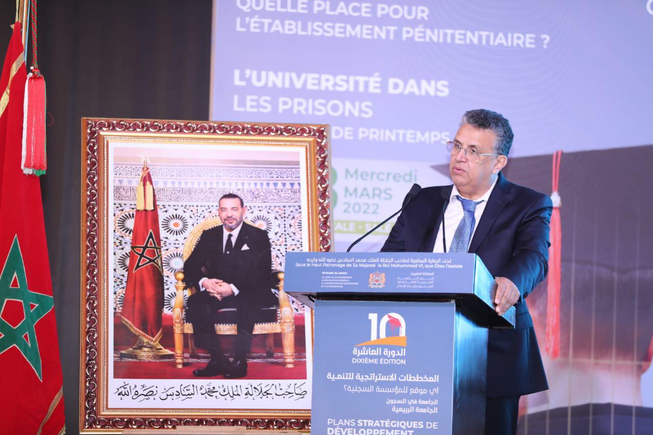 وزير العدل يدعو إلى منح السجناء الحاصلين على شهادات جامعية سجلات عدلية فارغة من السوابق