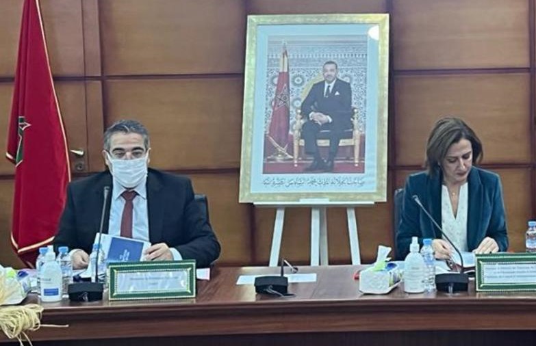 أخنوش "ينقل" تدبير 125 مليارا لبرنامج "فرصة" لشركة يتهمها المجلس الأعلى للحسابات بـ"الريع" وترأسها وزيرة من حزبه