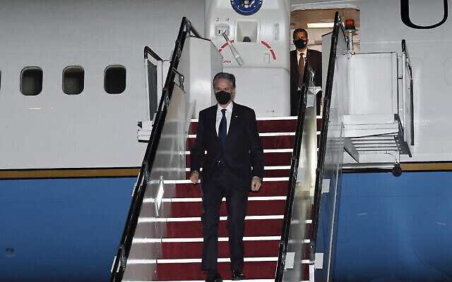  وزير الخارجية الأمريكي يصل إلى إسرائيل لعقد اجتماع وُصِف بـ"التاريخي" بين وزراء خارجية الإمارات والمغرب ومصر والبحرين 