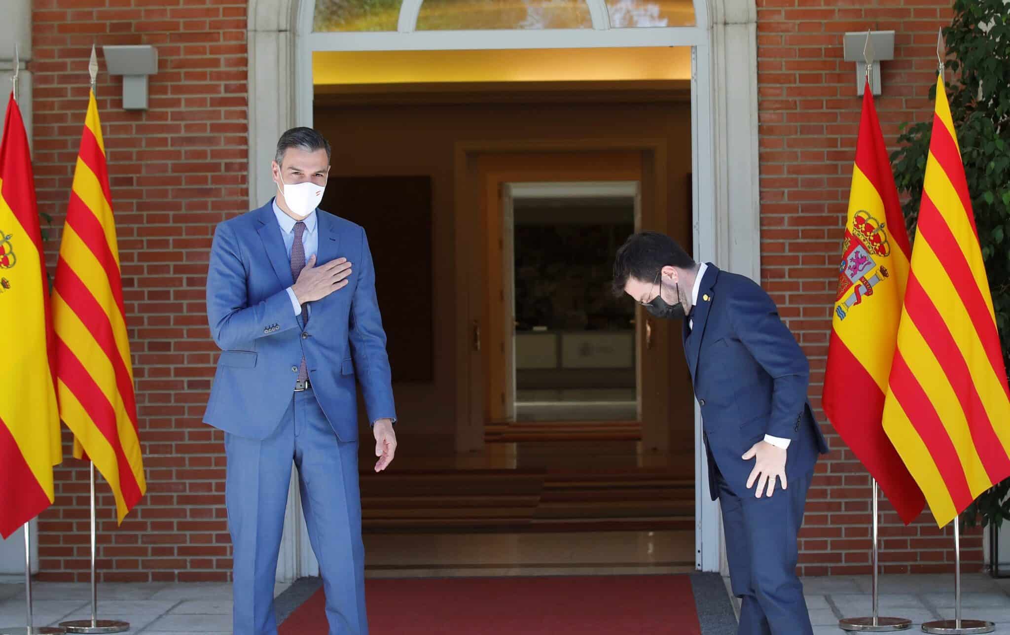 حزب VOX: سانشيز "استسلم" للمغرب من أجل حماية نفسه من المُحاكمة في قضية دخول زعيم "البوليساريو" إلى إسبانيا