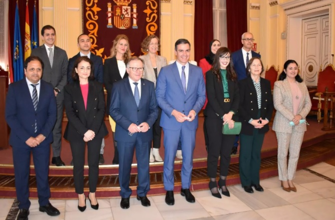 سانشيز يعد مليلية بقرب فتح الحدود مع المغرب ويرهن ذلك بزيارة وزير الخارجية إلى الرباط